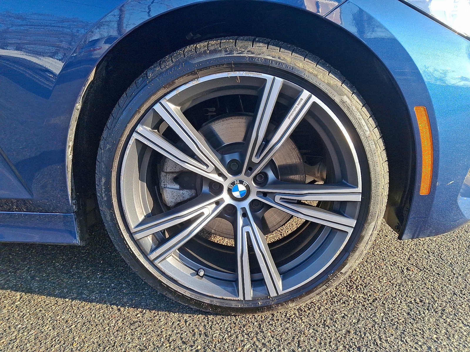 2023 BMW 3 Series 330i xDrive Sedan