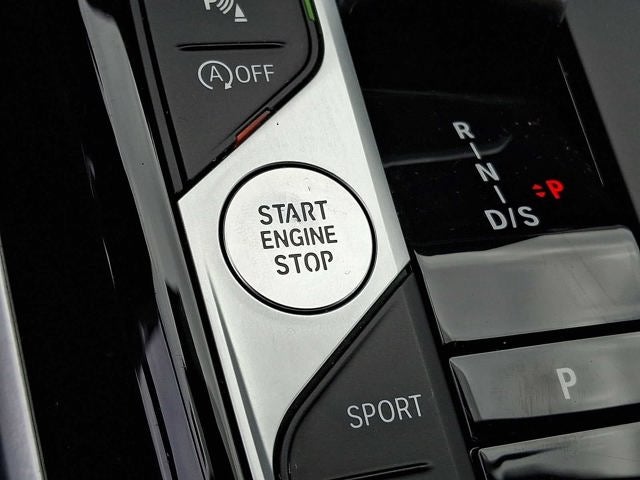 2023 BMW 3 Series 330i xDrive Sedan