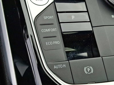 2023 BMW 3 Series 330i xDrive Sedan