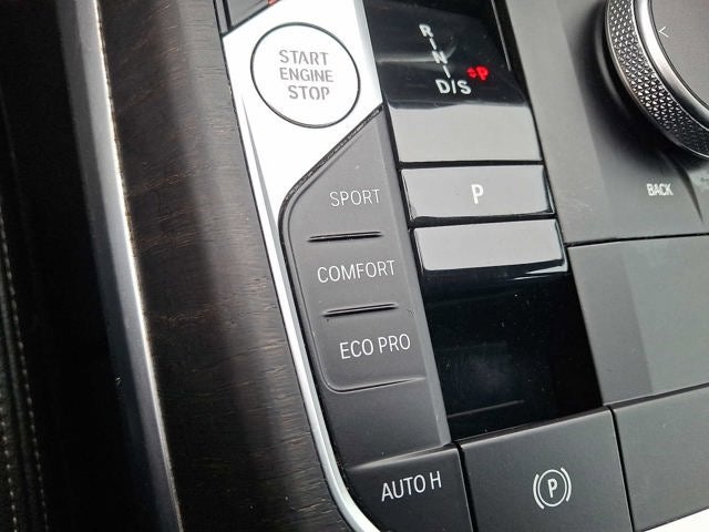 2024 BMW 3 Series 330i xDrive Sedan