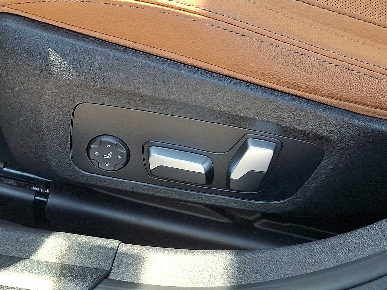 2023 BMW 3 Series 330i xDrive Sedan