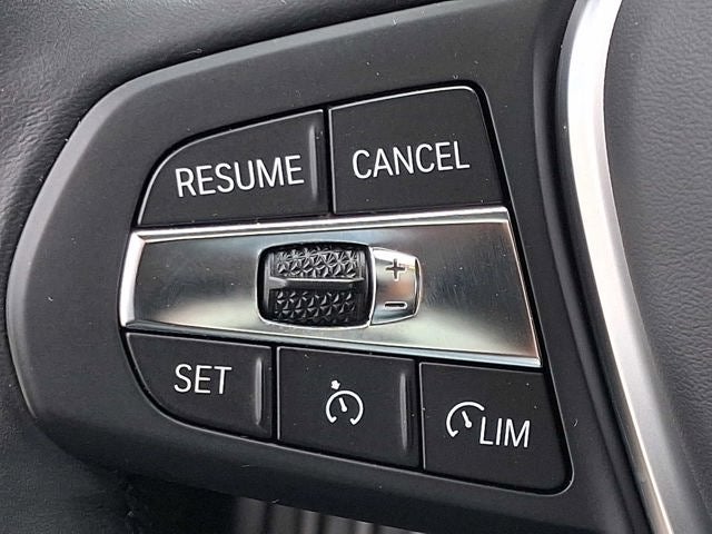 2023 BMW 3 Series 330i xDrive Sedan