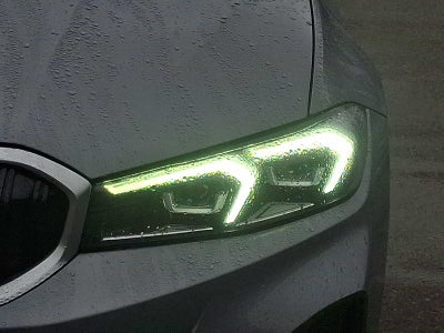 2023 BMW 3 Series 330i xDrive Sedan