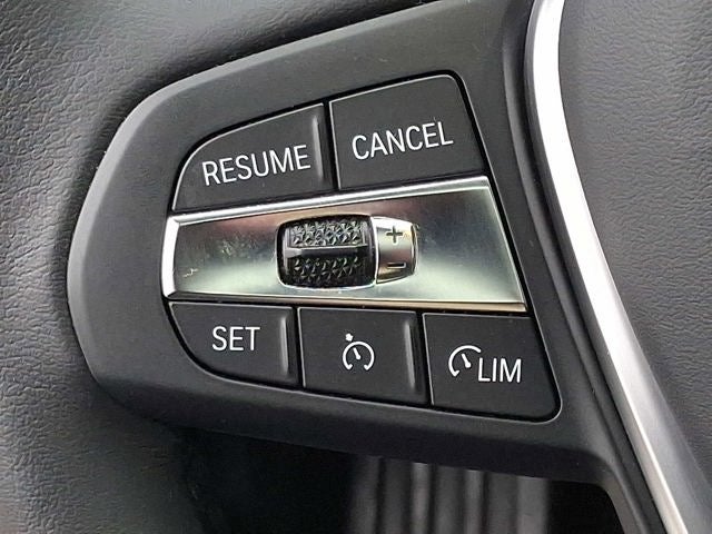 2023 BMW 3 Series 330i xDrive Sedan