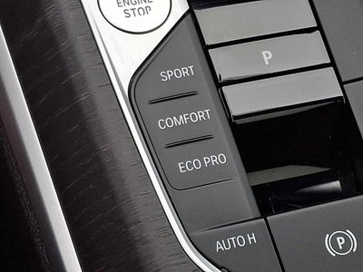 2023 BMW 3 Series 330i xDrive Sedan