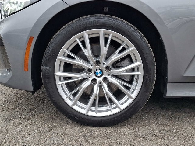 2023 BMW 3 Series 330i xDrive Sedan