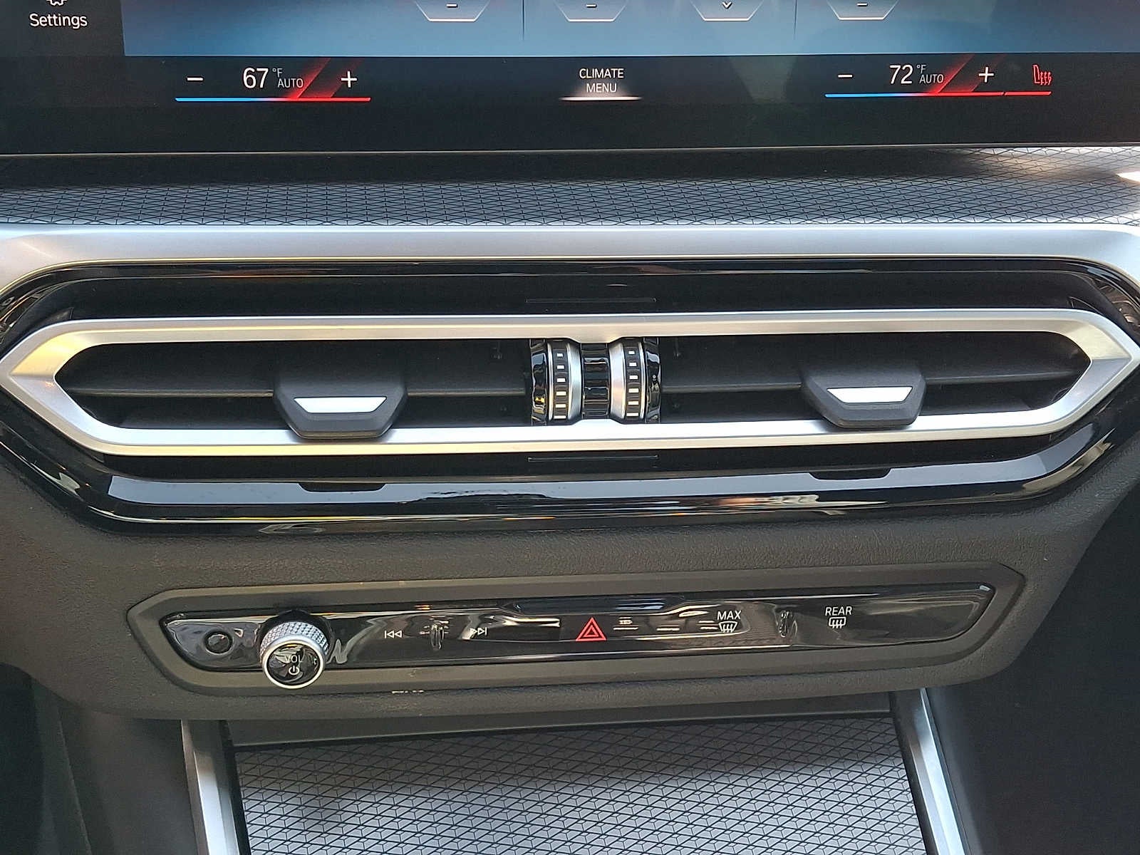 2023 BMW 3 Series 330i xDrive Sedan