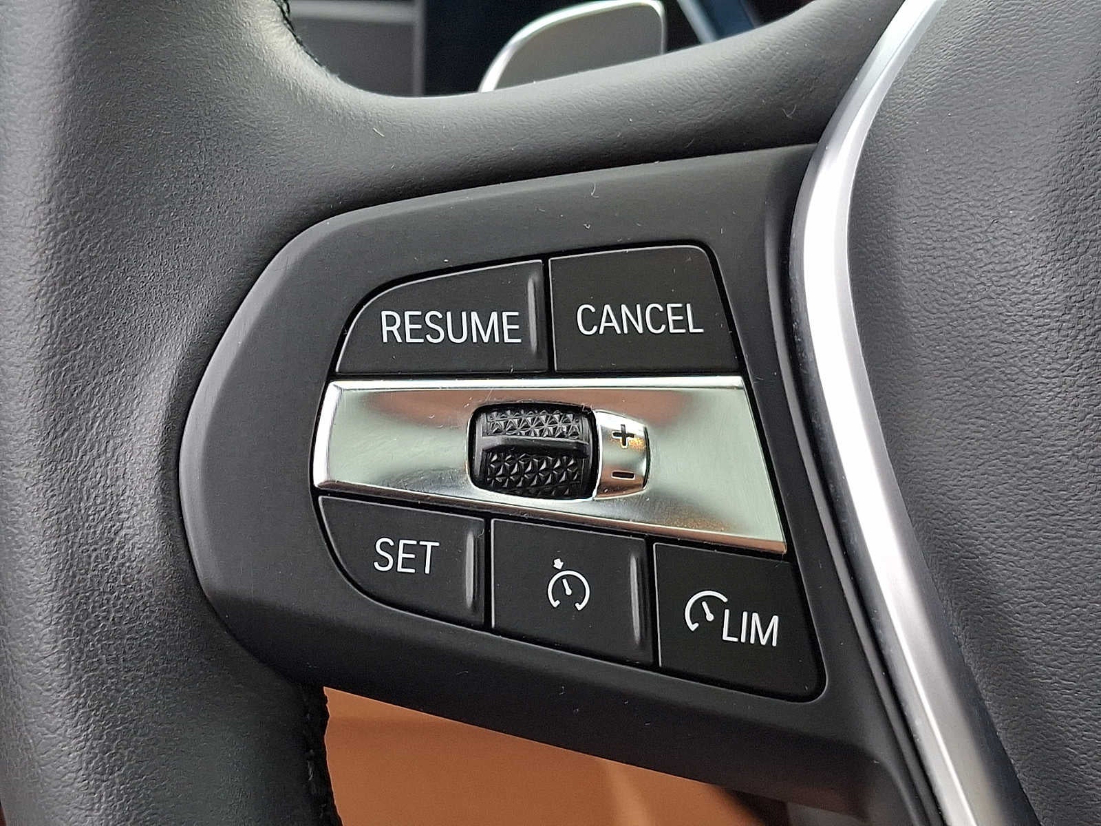 2023 BMW 3 Series 330i xDrive Sedan