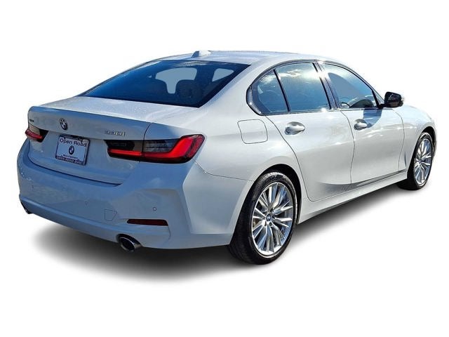 2023 BMW 3 Series 330i xDrive Sedan