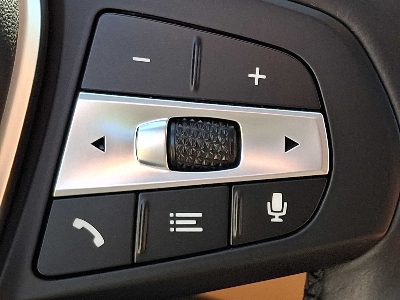 2024 BMW 3 Series 330i xDrive Sedan