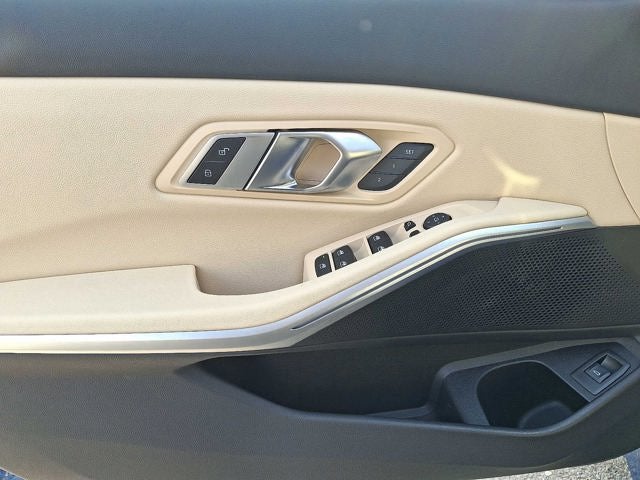 2023 BMW 3 Series 330i xDrive Sedan