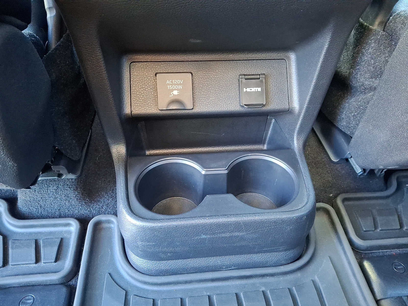 2022 Toyota Sienna XSE AWD 7-Passenger