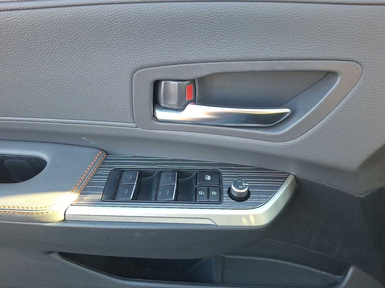 2022 Toyota Sienna XSE AWD 7-Passenger