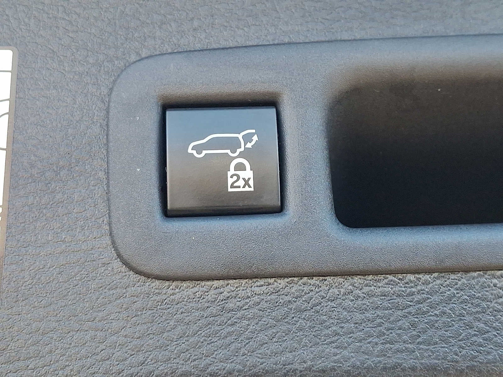 2022 Toyota Sienna XSE AWD 7-Passenger