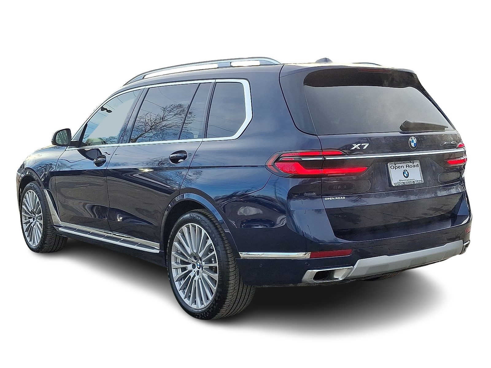 2025 BMW X7 xDrive40i Sports Activity Vehicle