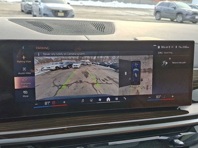 2025 BMW X7 xDrive40i Sports Activity Vehicle