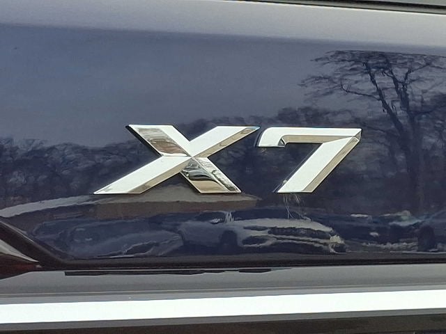 2025 BMW X7 xDrive40i Sports Activity Vehicle