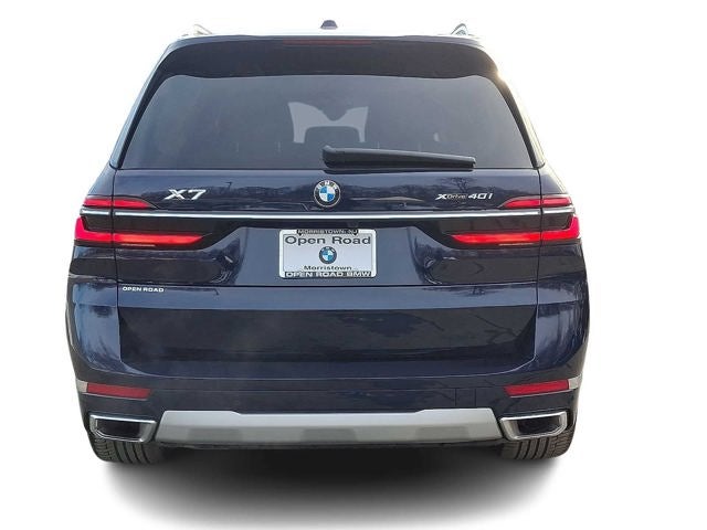 2025 BMW X7 xDrive40i Sports Activity Vehicle