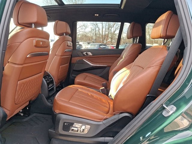 2023 BMW X7 xDrive40i Sports Activity Vehicle