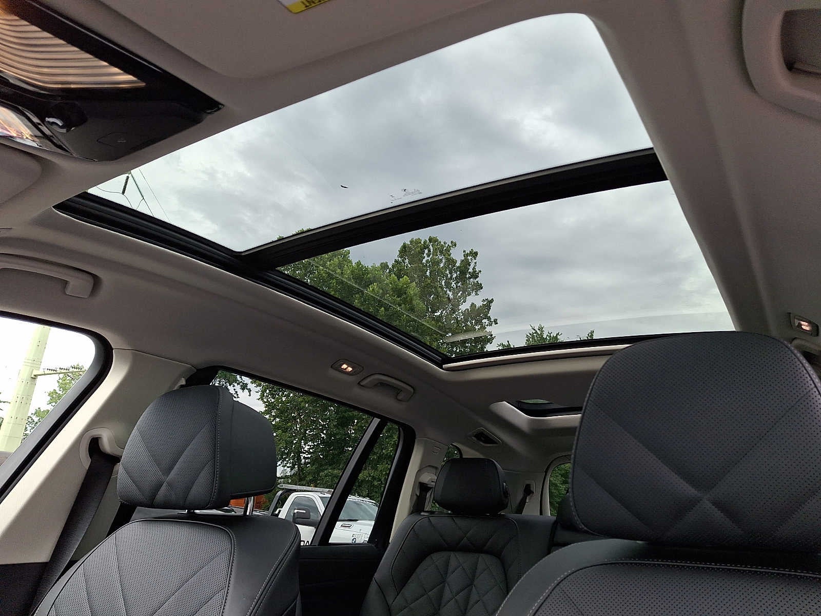 2024 BMW X7 xDrive40i Sports Activity Vehicle