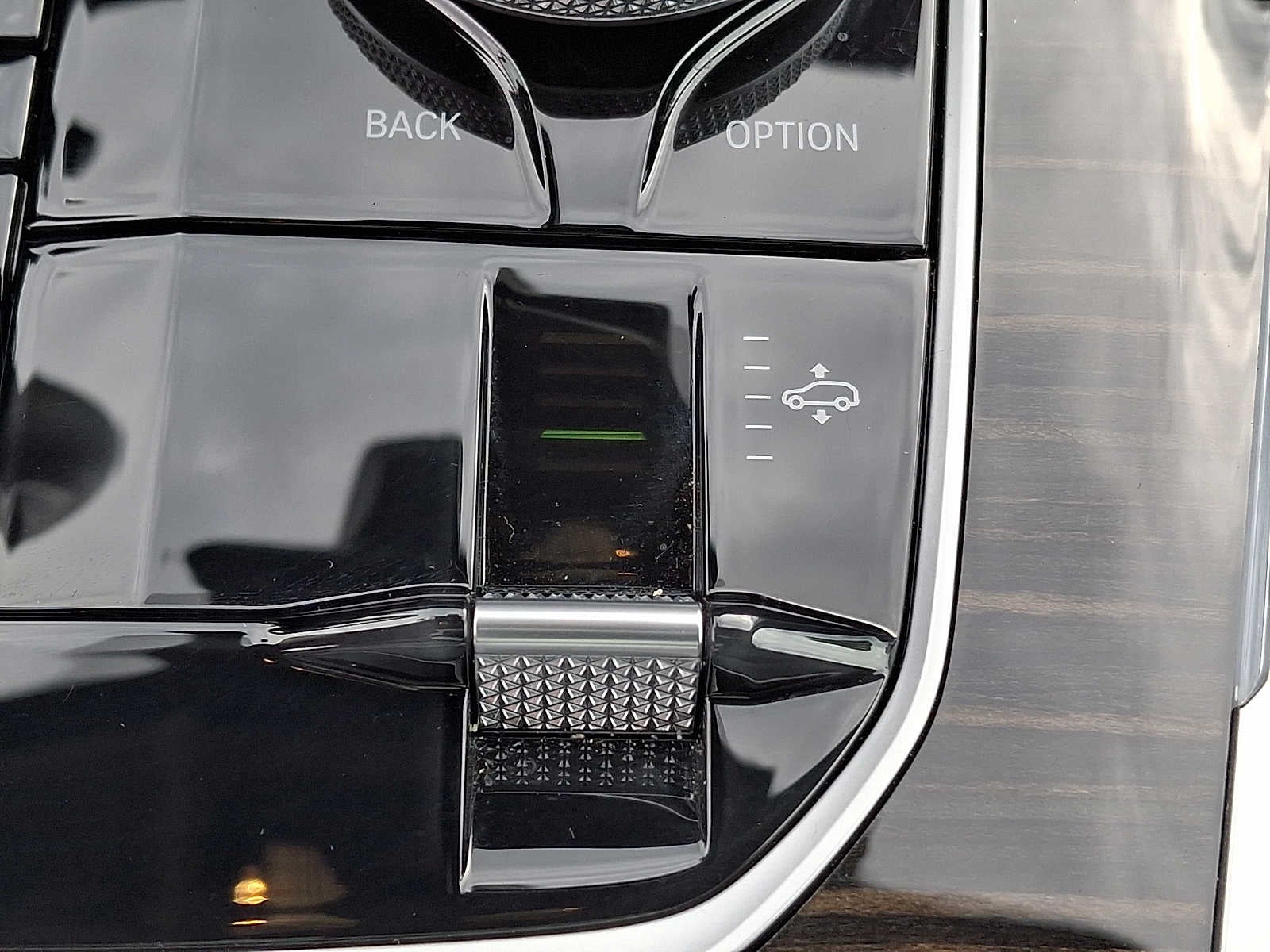 2024 BMW X7 xDrive40i Sports Activity Vehicle