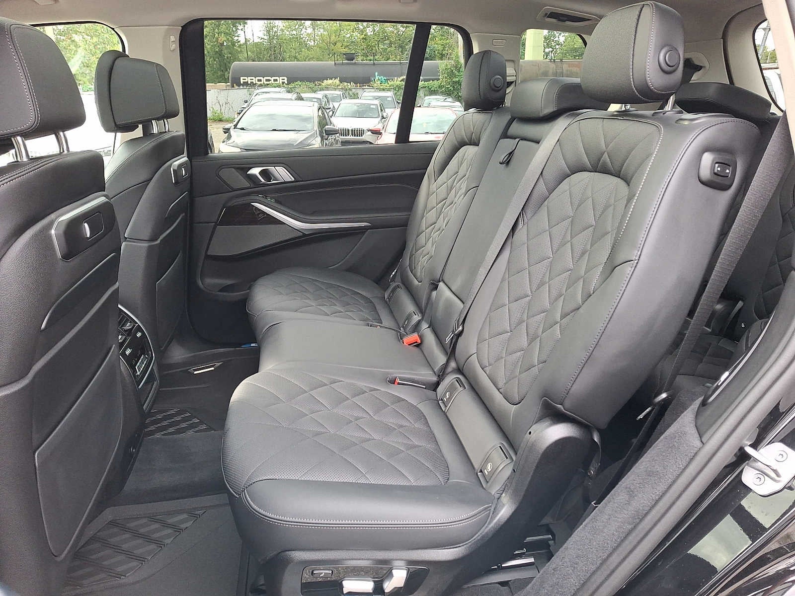 2024 BMW X7 xDrive40i Sports Activity Vehicle