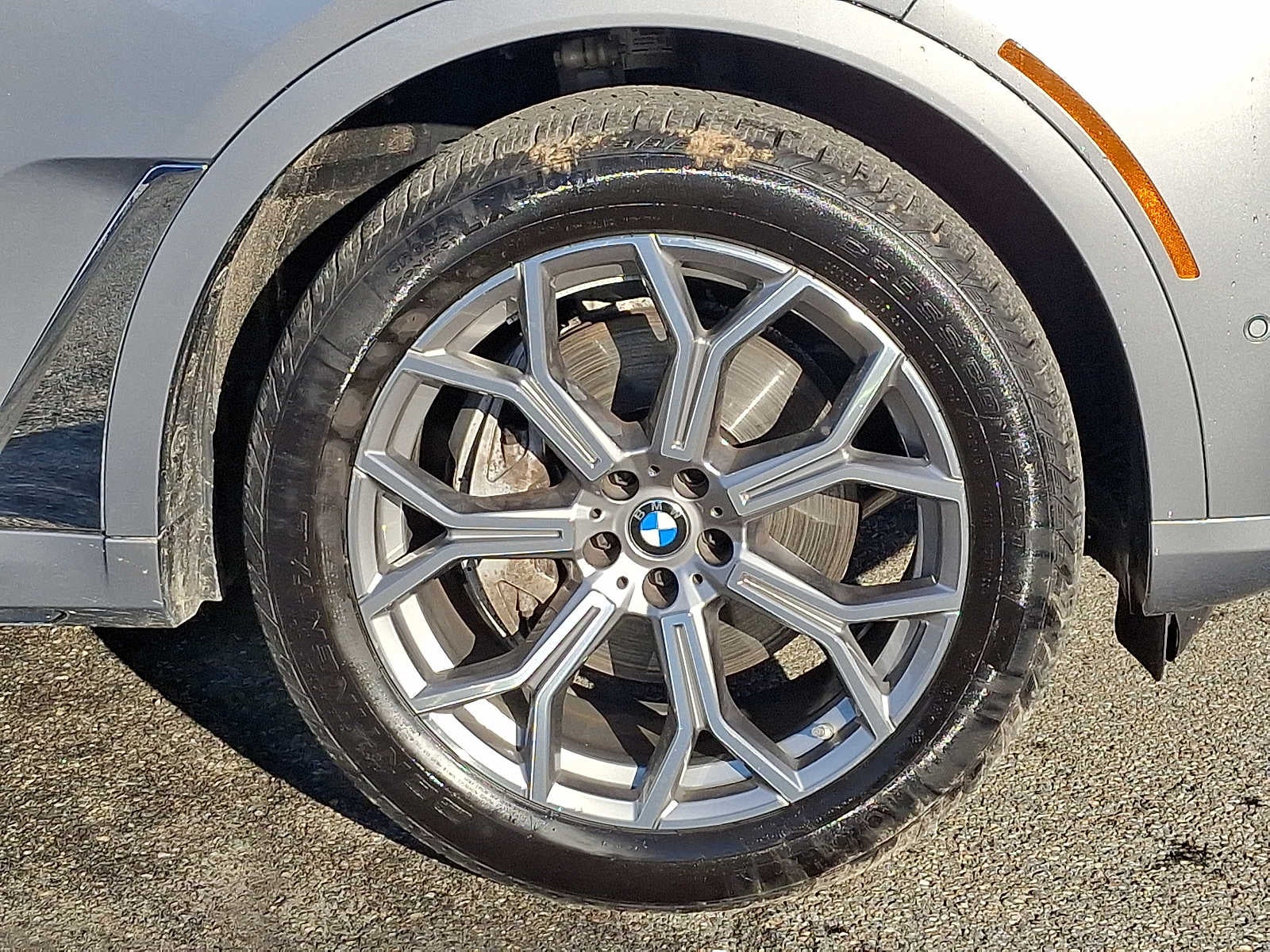 2025 BMW X7 xDrive40i Sports Activity Vehicle