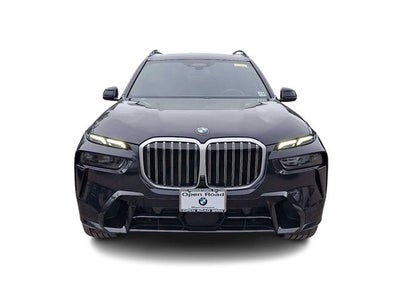 2025 BMW X7 xDrive40i Sports Activity Vehicle