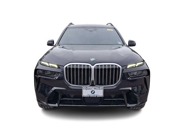 2025 BMW X7 xDrive40i Sports Activity Vehicle