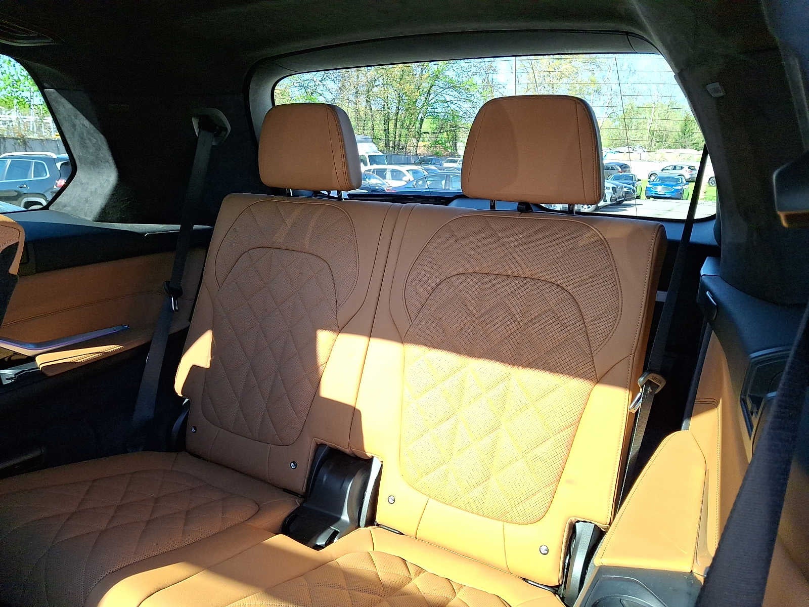 2025 BMW X7 xDrive40i Sports Activity Vehicle