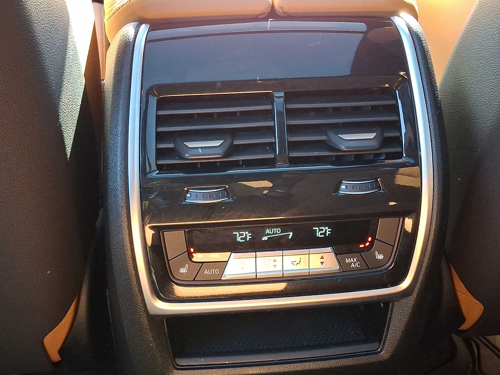 2025 BMW X7 xDrive40i Sports Activity Vehicle