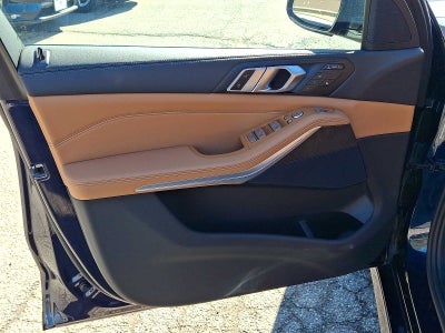 2025 BMW X7 xDrive40i Sports Activity Vehicle