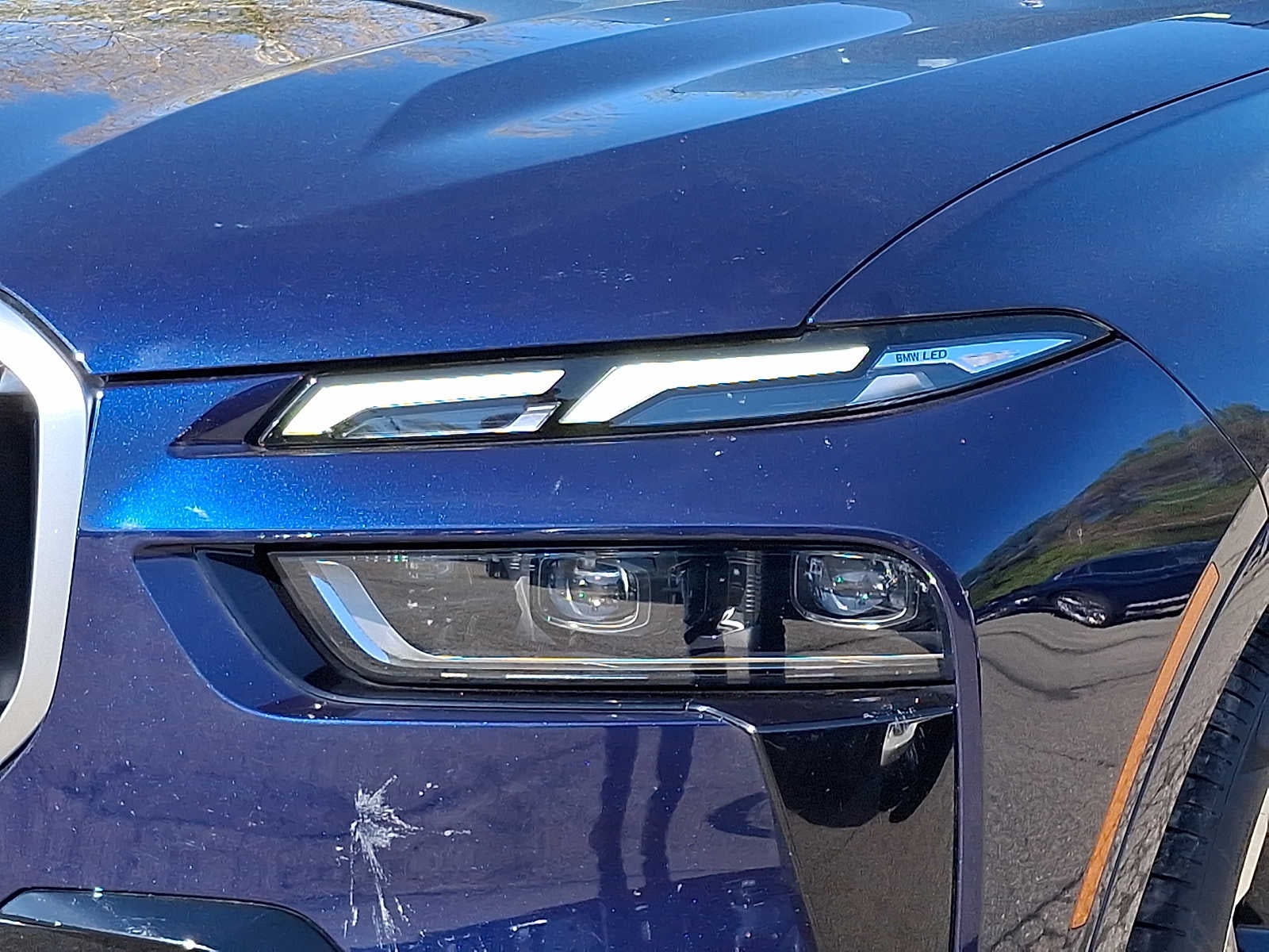 2025 BMW X7 xDrive40i Sports Activity Vehicle