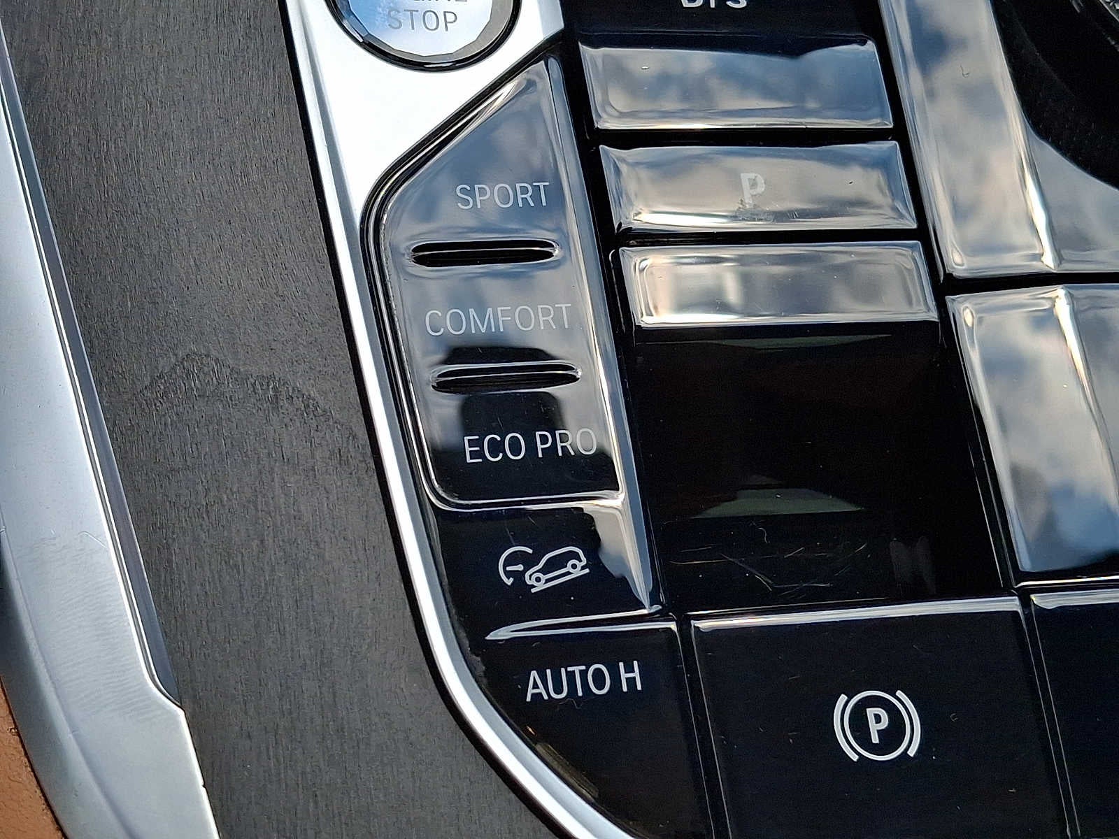2026 BMW X7 xDrive40i Sports Activity Vehicle