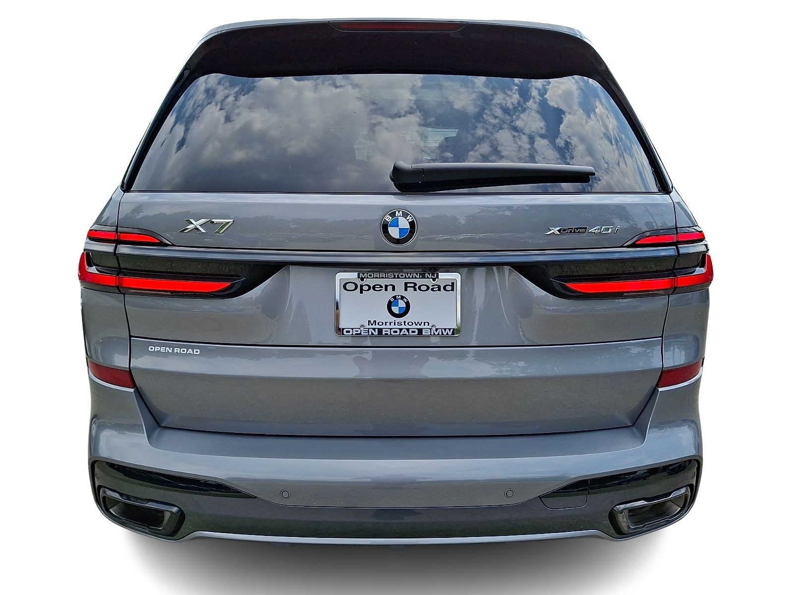 2026 BMW X7 xDrive40i Sports Activity Vehicle