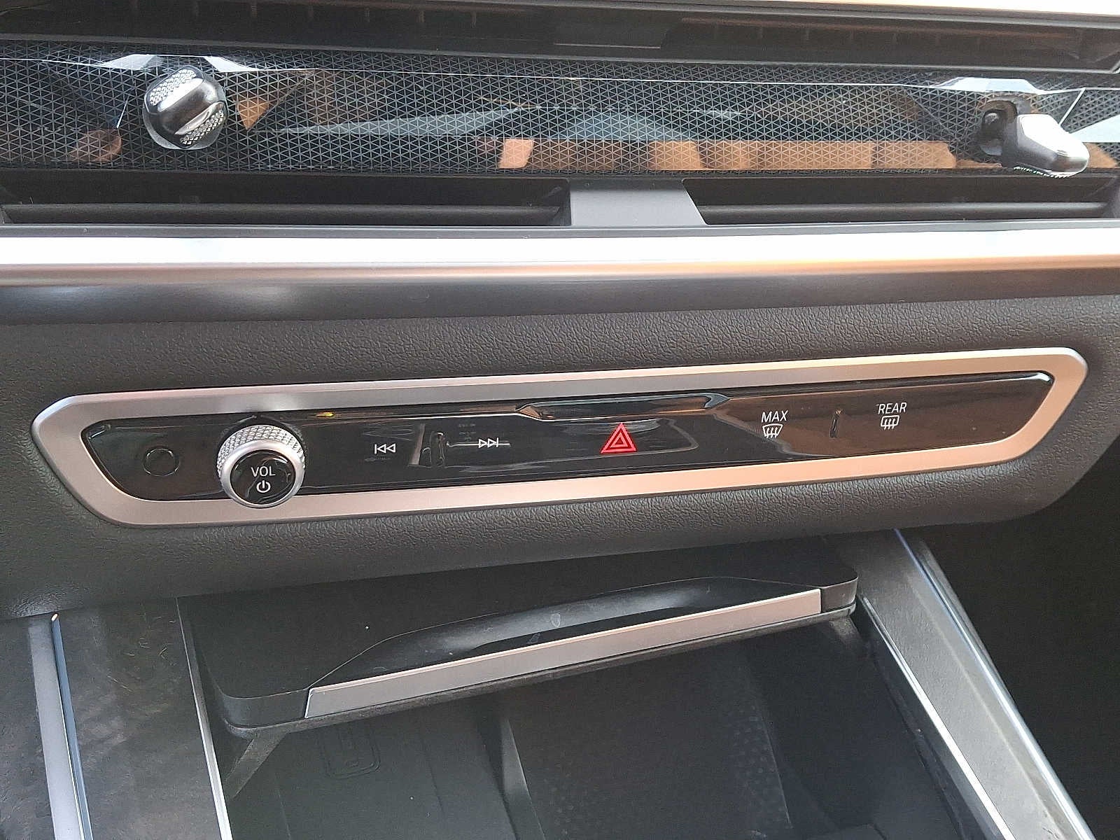 2023 BMW X7 xDrive40i Sports Activity Vehicle