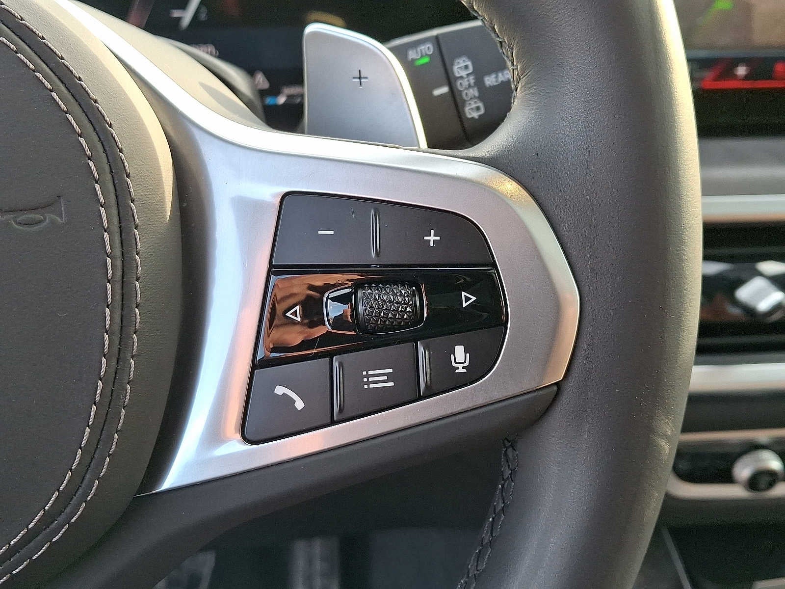 2023 BMW X7 xDrive40i Sports Activity Vehicle