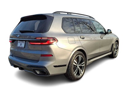 2023 BMW X7 xDrive40i Sports Activity Vehicle