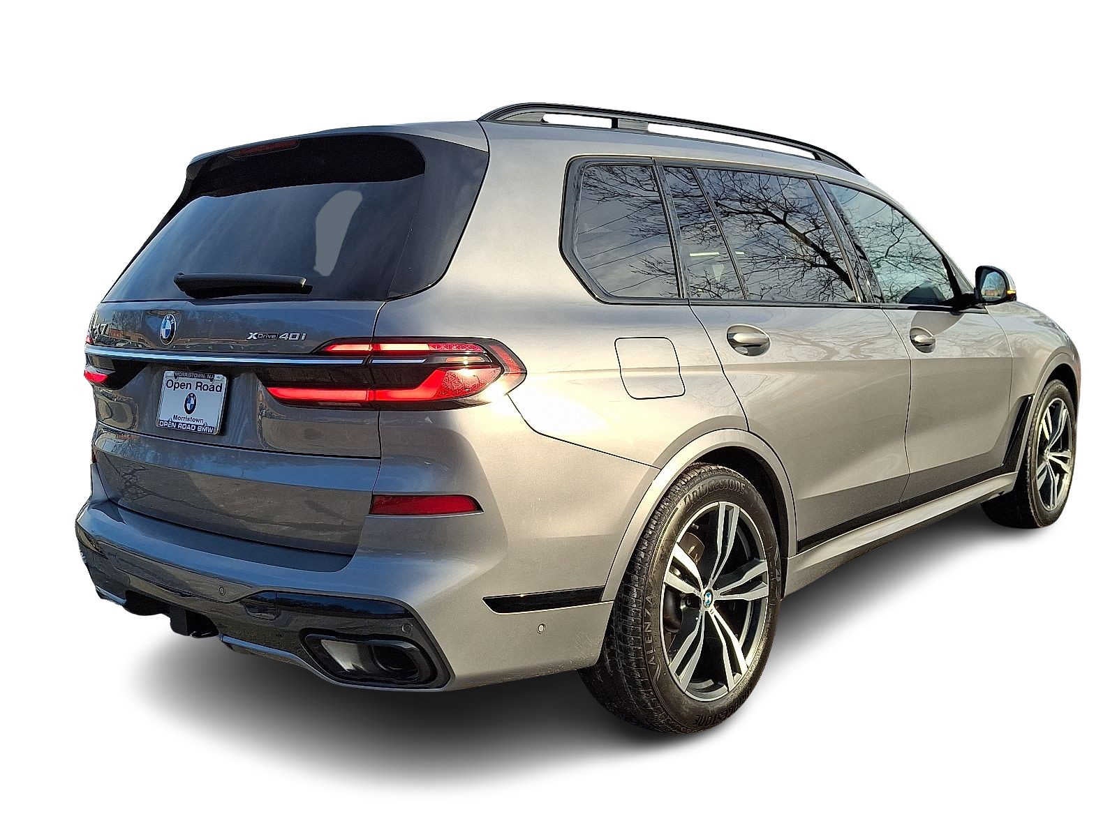 2023 BMW X7 xDrive40i Sports Activity Vehicle