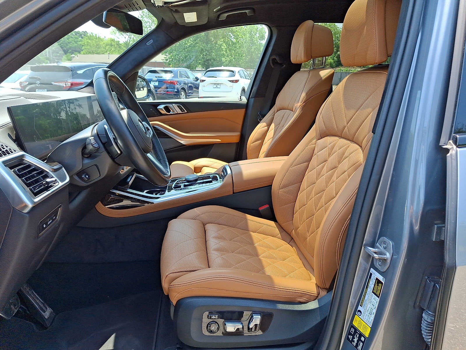 2024 BMW X7 xDrive40i Sports Activity Vehicle