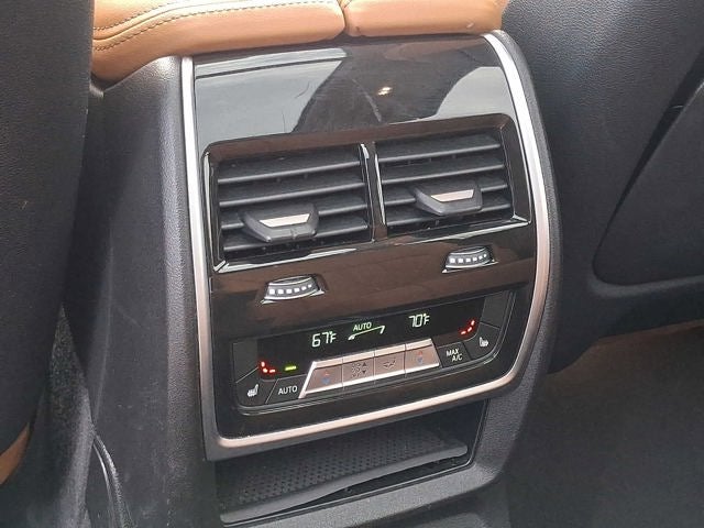 2024 BMW X7 xDrive40i Sports Activity Vehicle