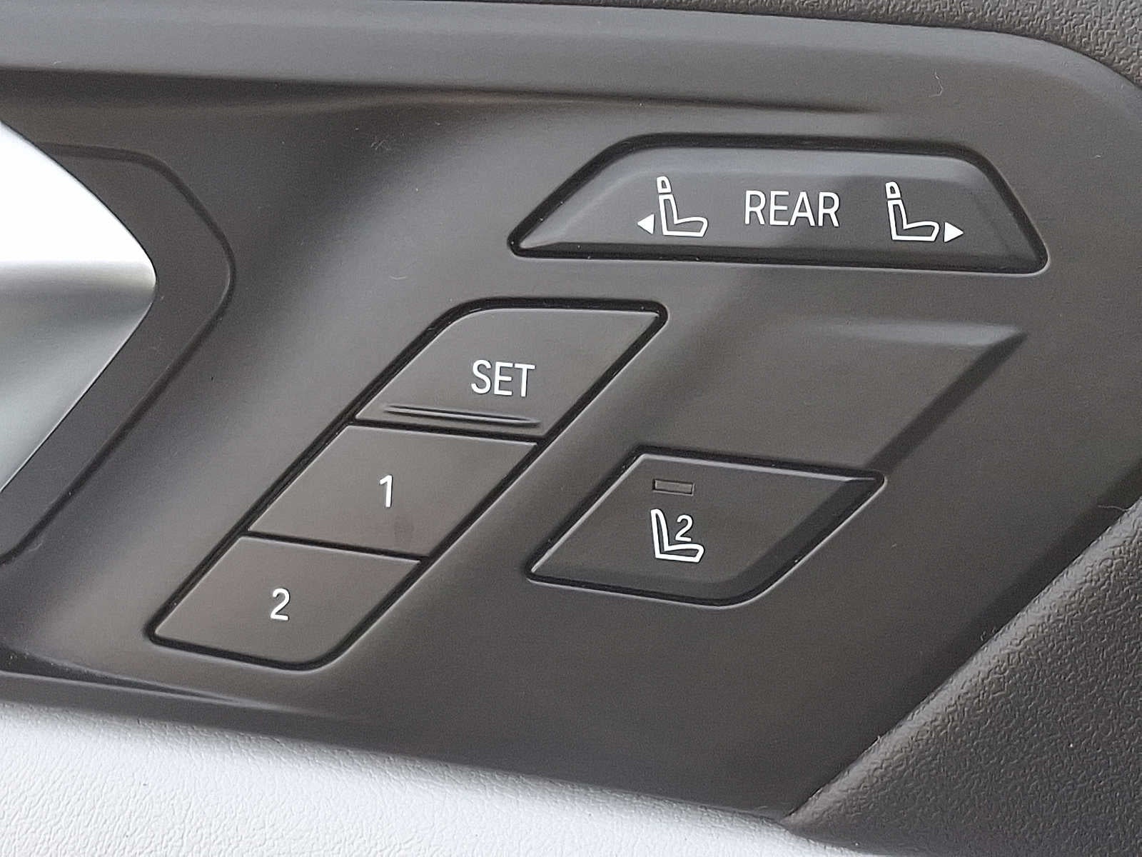 2023 BMW X7 xDrive40i Sports Activity Vehicle