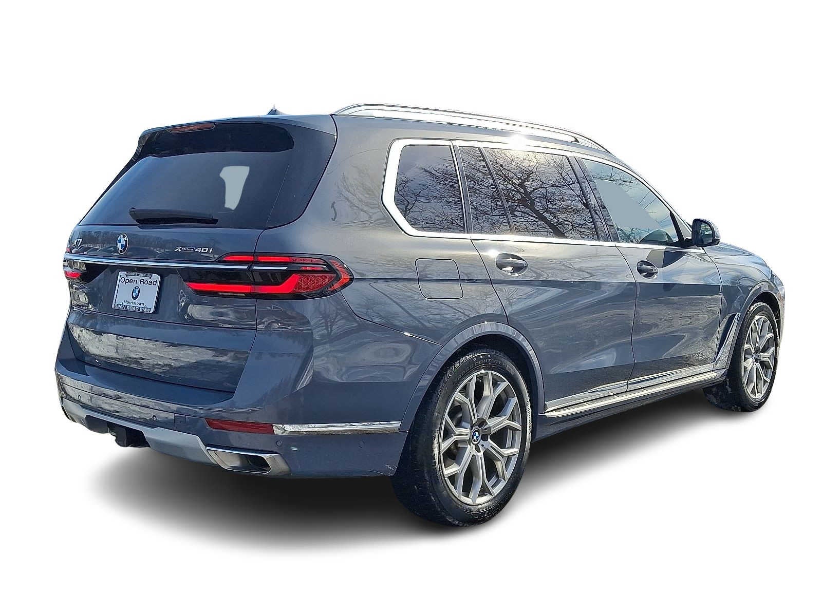 2023 BMW X7 xDrive40i Sports Activity Vehicle