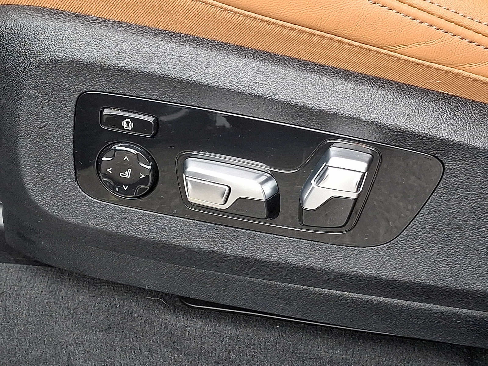 2024 BMW X7 xDrive40i Sports Activity Vehicle