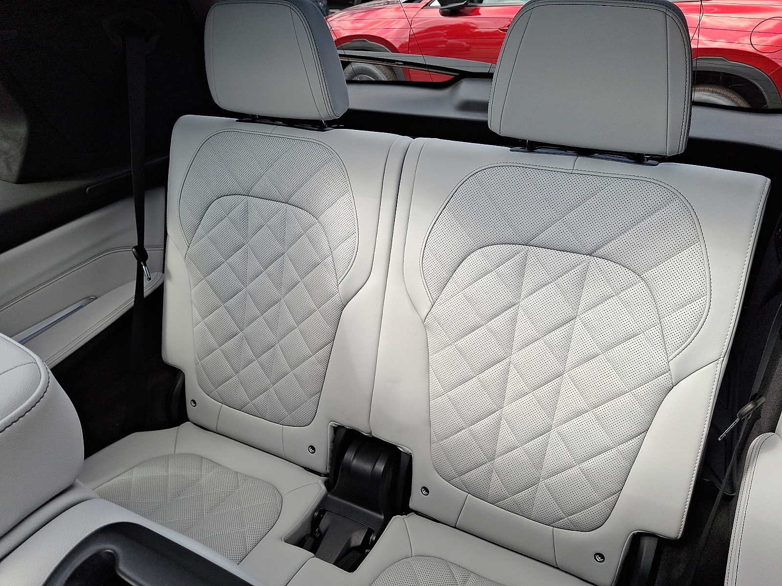 2024 BMW X7 xDrive40i Sports Activity Vehicle