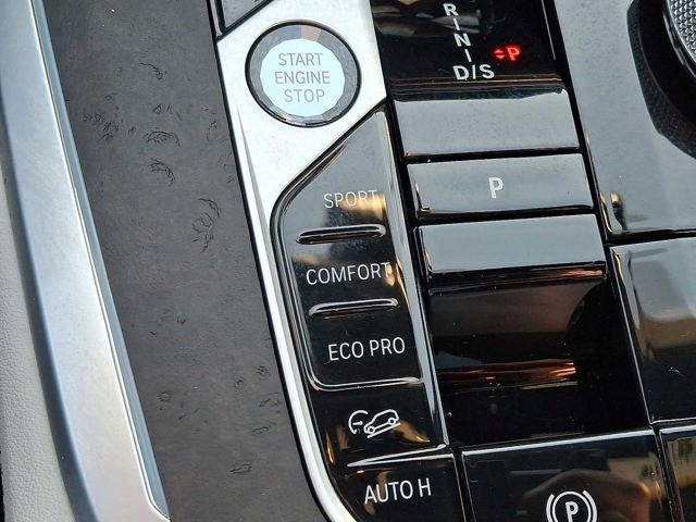 2023 BMW X7 xDrive40i Sports Activity Vehicle