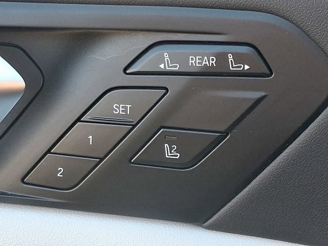 2023 BMW X7 xDrive40i Sports Activity Vehicle