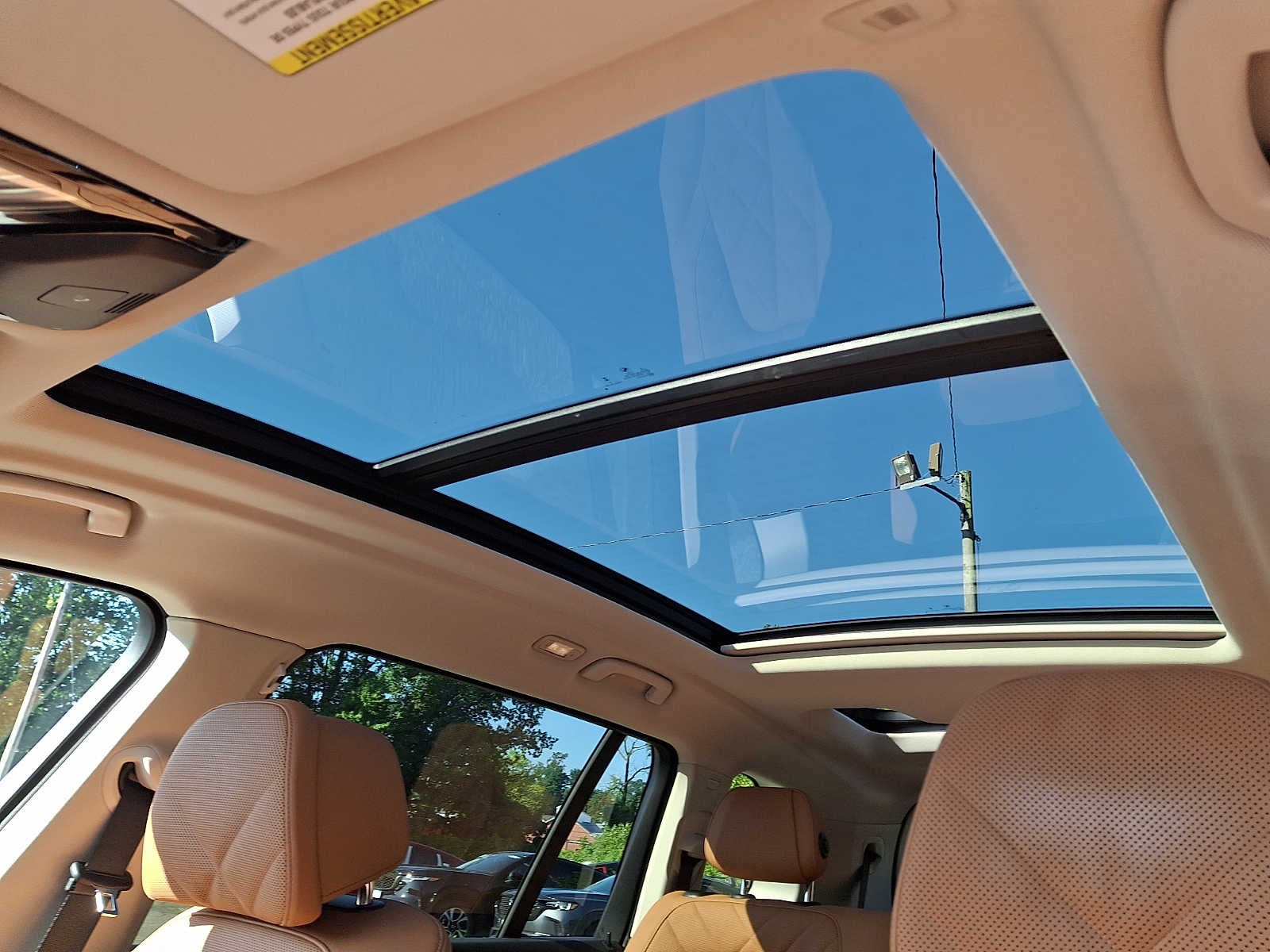 2025 BMW X7 xDrive40i Sports Activity Vehicle