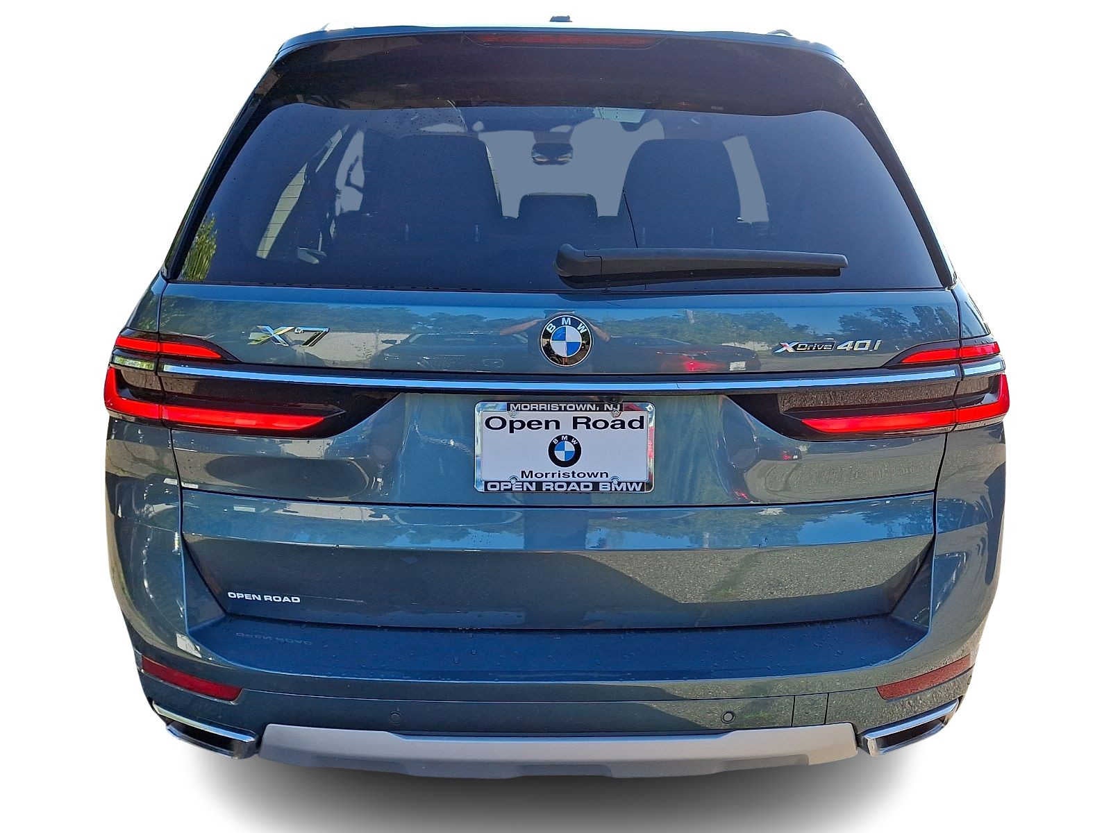 2025 BMW X7 xDrive40i Sports Activity Vehicle