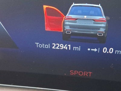 2025 BMW X7 xDrive40i Sports Activity Vehicle
